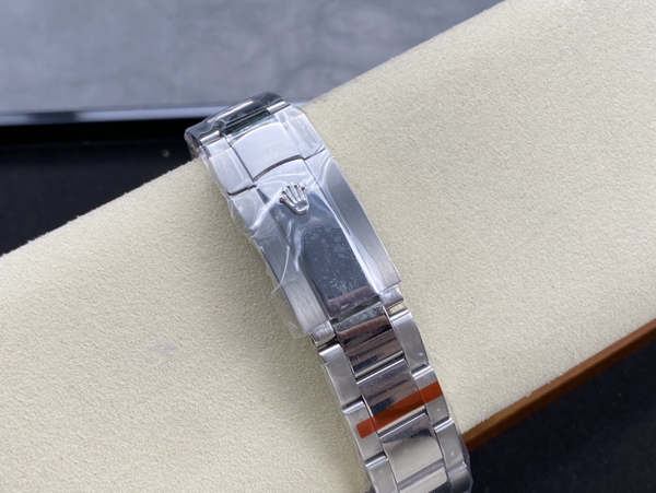 激安ロレックス着用イメージ